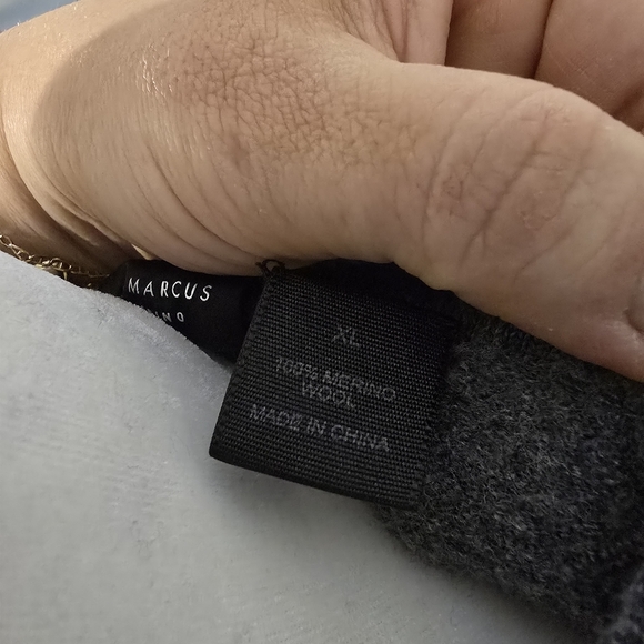 Neiman Men's Sport Merino Wool Crewneck Colorblock Sweater XL - Picture 6 of 6